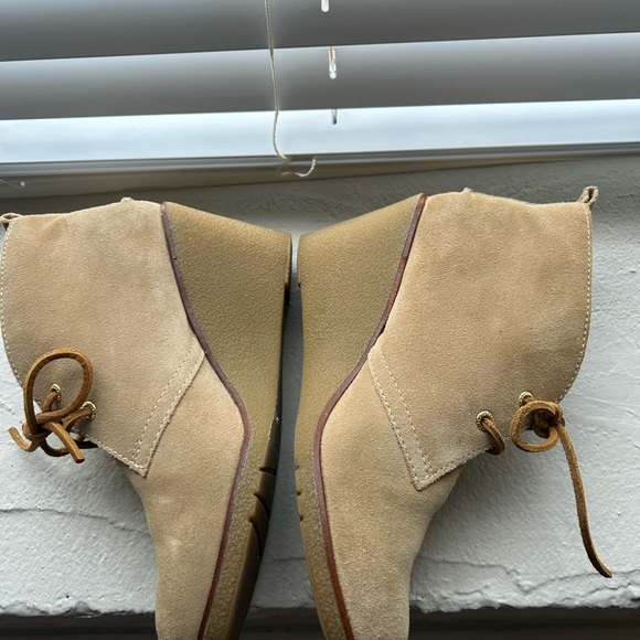 Sperry wedges. Size 8 - Picture 3 of 7